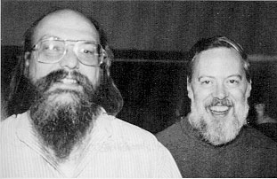 Dennis M. Ritchie y Ken Thompson, 1970